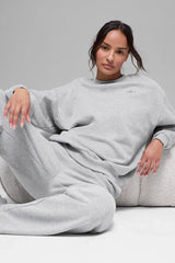 Accolade Crew Neck Pullover - Unisex/ Athletic Heather Grey Light Shade