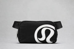 Everywhere belt bag limited edition 1L