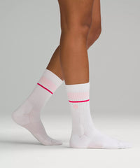Unisex-Daily-Essential-Quarter-Socks-Stripe