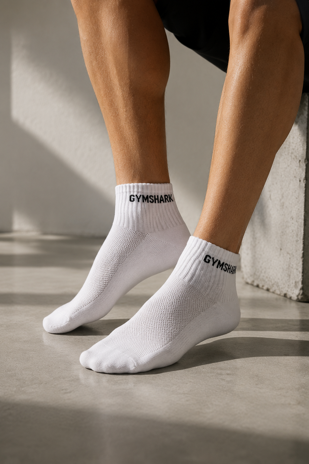 Gym Shark Quarter Socks \ white Box of 32