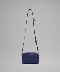 lululemon cross body 2L